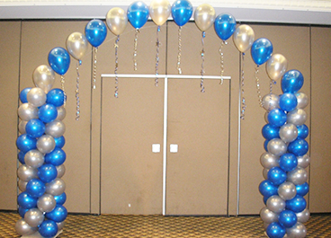 Balloon pillars with balloon arch